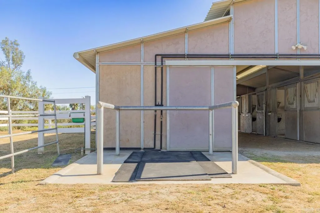 https://cdn.realtyfeed.com/cdn/127/306692079/55334186e72ca11e3f69c7d5d163f0f9.webp