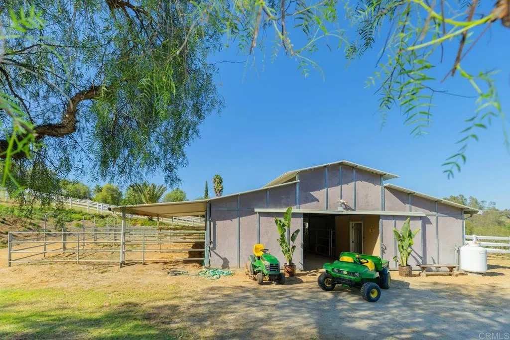 https://cdn.realtyfeed.com/cdn/127/306692079/843338e418fe473bf5e53aaebf14559b.webp