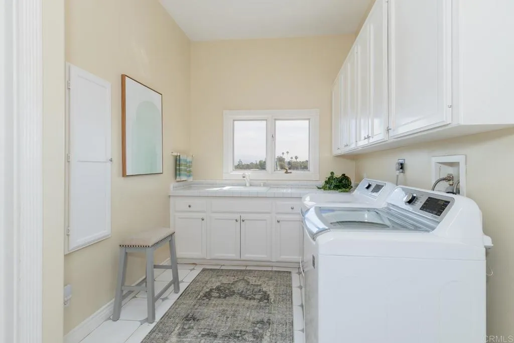 https://cdn.realtyfeed.com/cdn/127/306692079/9ab7003fa980fa18c6399879394cc117.webp