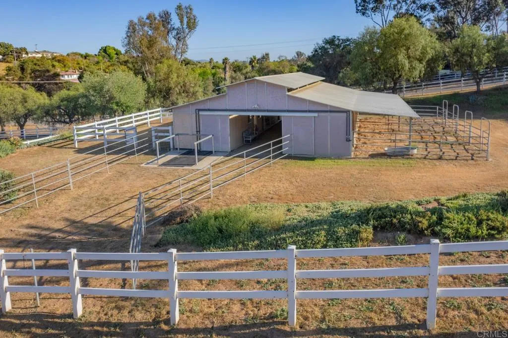 https://cdn.realtyfeed.com/cdn/127/306692079/a5f9765b928f285c17193b40d7db5dec.webp