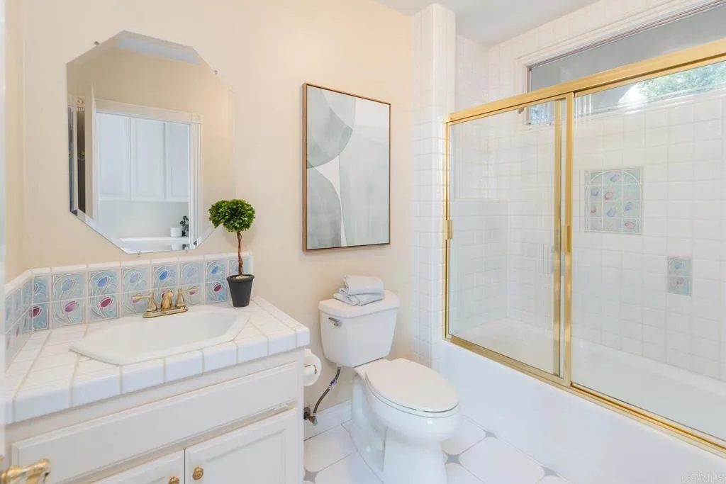 https://cdn.realtyfeed.com/cdn/127/306692079/c97a7b57b6e9d7eaff336bb7ca4605d7.webp