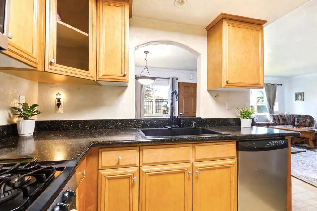 Photo #9: NDP2603622 Listing: Photo #9