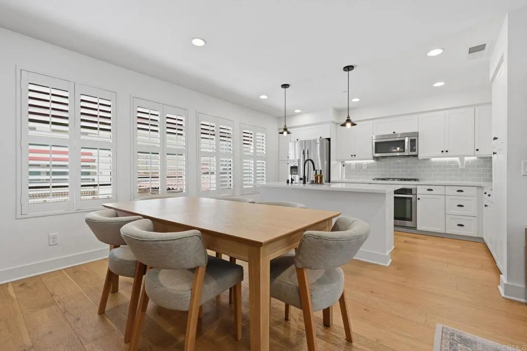 https://cdn.realtyfeed.com/cdn/127/306692215/21226380421f39d6f2fdd13c4c9ac443.webp