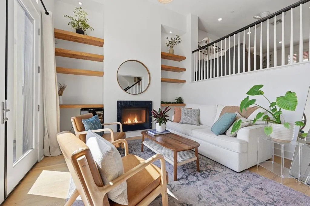 https://cdn.realtyfeed.com/cdn/127/306692215/ab4f88de176ebf148a78d27e9f0b36b0.webp