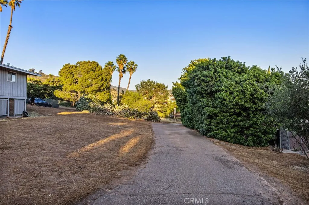 https://cdn.realtyfeed.com/cdn/127/306692216/2b11286c41eb90f79c88e33f4906a1a2.webp