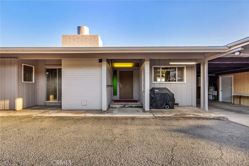 https://cdn.realtyfeed.com/cdn/127/306692216/7b6ef2bc93bd34a4ed75bab561f554c9.webp