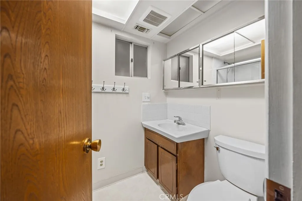 https://cdn.realtyfeed.com/cdn/127/306692216/a9f10743c16dd99855698ce591880e2e.webp