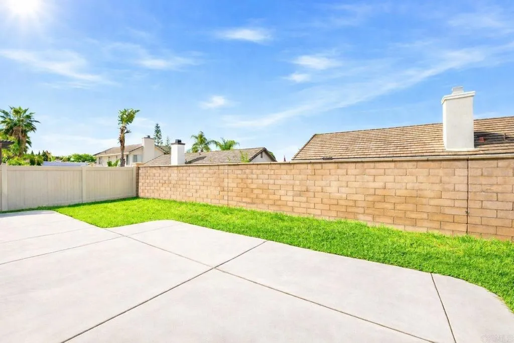 https://cdn.realtyfeed.com/cdn/127/306692226/2f3d35046fa18d89869ac7ce897a9aae.webp