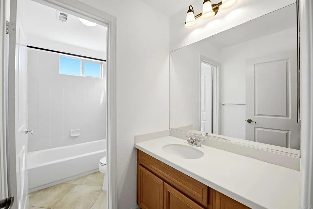 https://cdn.realtyfeed.com/cdn/127/306692226/3480965d233d83978a1d28ca5c678371.webp