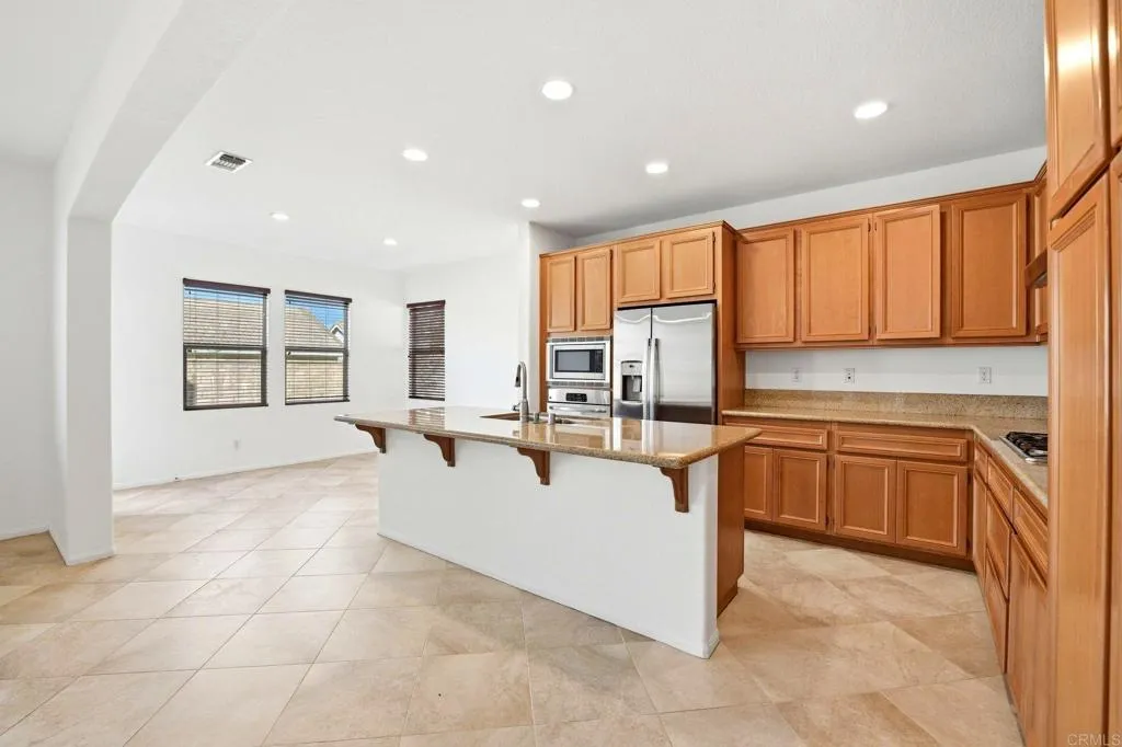 https://cdn.realtyfeed.com/cdn/127/306692226/8d81a347d9b38b55dd69b5e6a6eb377b.webp