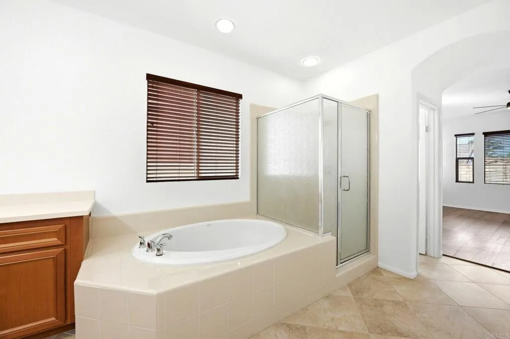 https://cdn.realtyfeed.com/cdn/127/306692226/9f398d2733dca57e2bd09246250fa0b1.webp