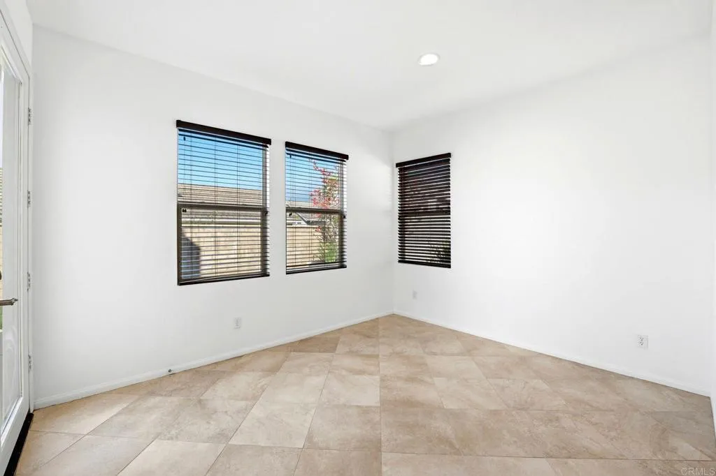 https://cdn.realtyfeed.com/cdn/127/306692226/deaf538455df5ac9e2d40b3cc238f8ac.webp