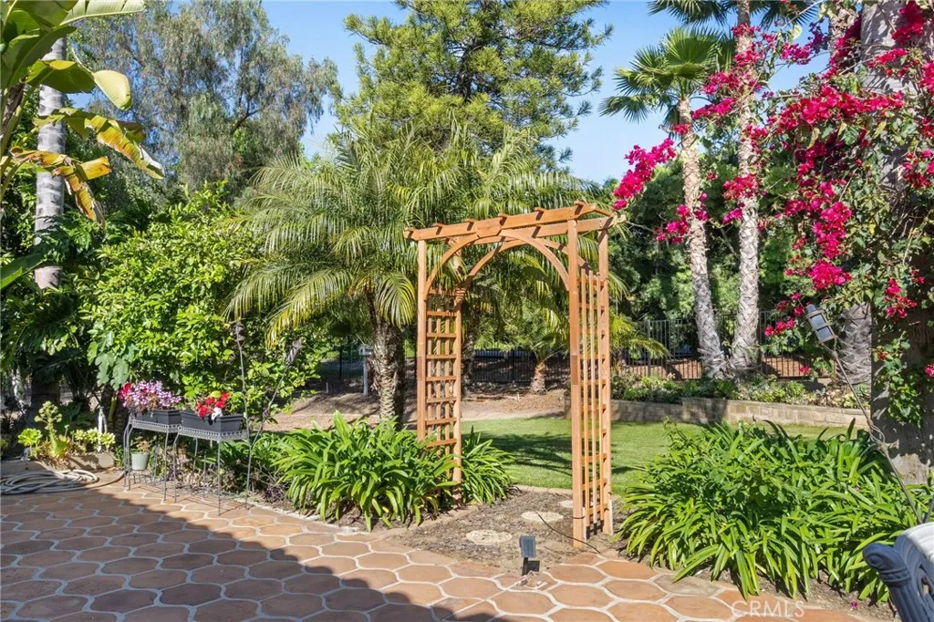 https://cdn.realtyfeed.com/cdn/127/306692243/3fed5542ed93ce812a735a456992aeeb.webp