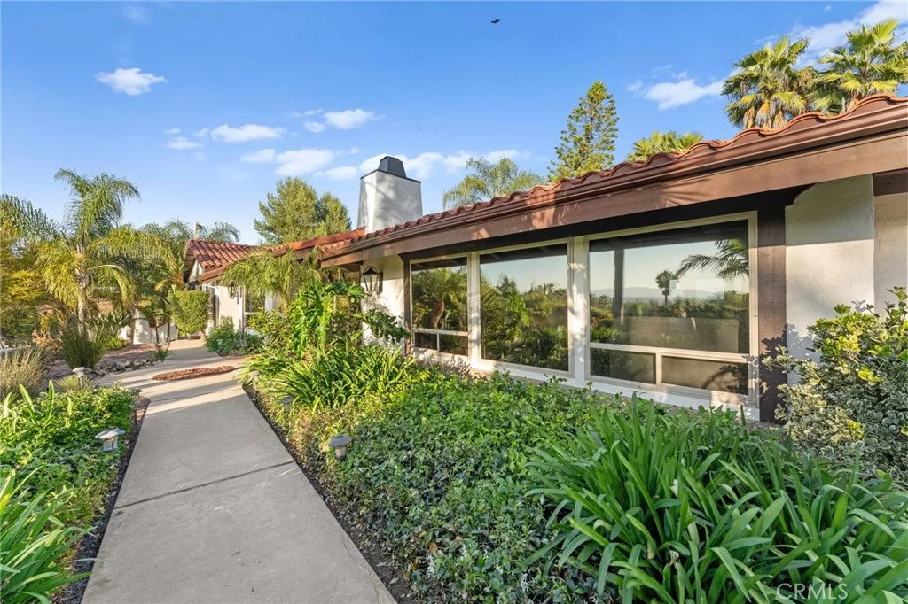 https://cdn.realtyfeed.com/cdn/127/306692243/6f9ca96f4d181c4bbdf58e61a33d0c13.webp