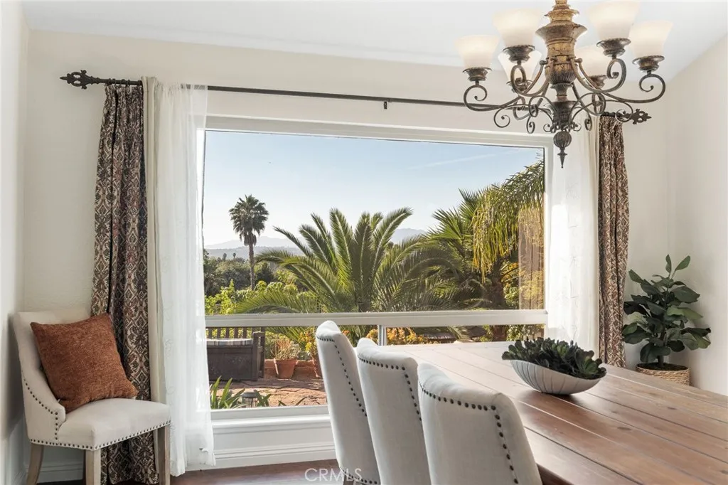 https://cdn.realtyfeed.com/cdn/127/306692243/97eb33ce7b8291f61454504803ca7c23.webp