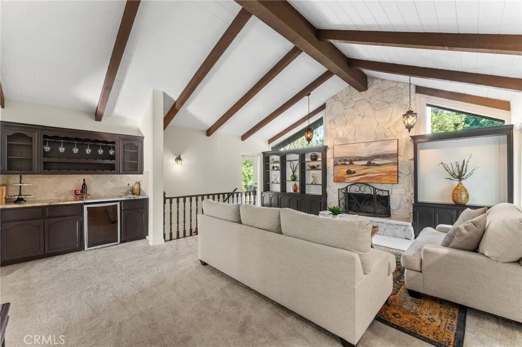 https://cdn.realtyfeed.com/cdn/127/306692243/a1060af453276f3a065f8129448a7040.webp