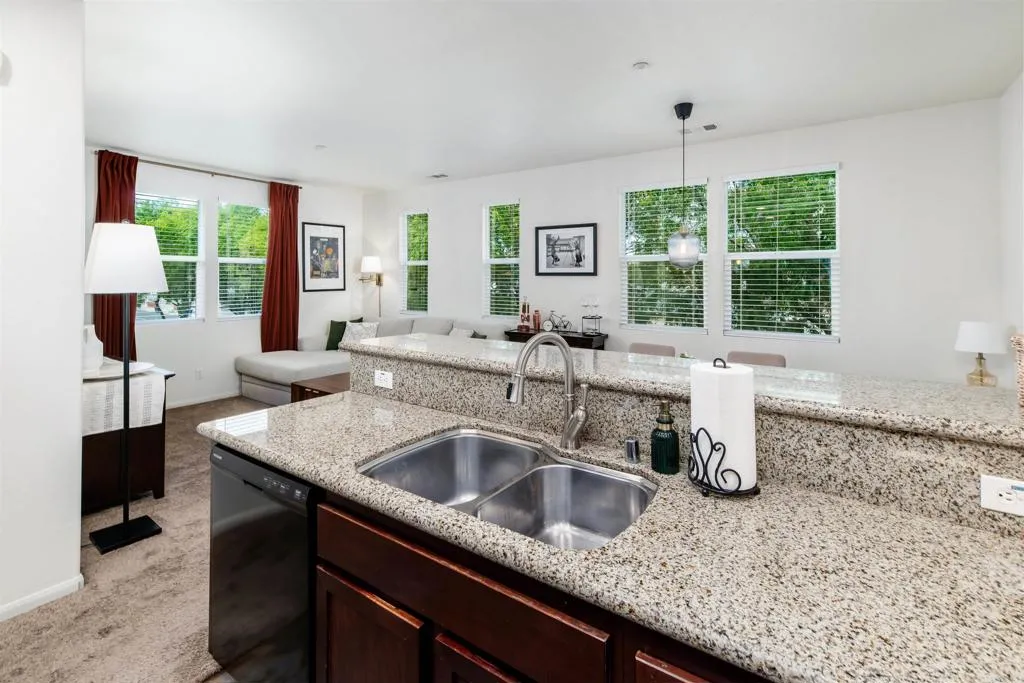 https://cdn.realtyfeed.com/cdn/127/306692279/2af3780644ca007839b79b0d8f5b5405.webp