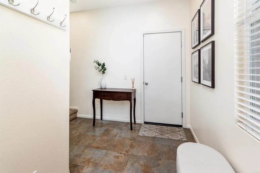 https://cdn.realtyfeed.com/cdn/127/306692279/37a3fb9be8eb28fe6063edeb47ba858f.webp