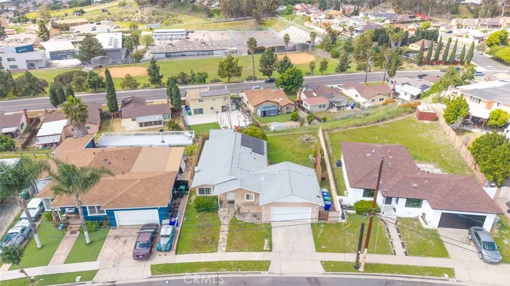 https://cdn.realtyfeed.com/cdn/127/306692371/9d989bf366ade9f670b2bc2f04c87f09.webp