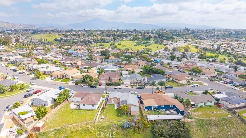 https://cdn.realtyfeed.com/cdn/127/306692371/f454fba33f951395d2c5d2b0bab44eec.webp