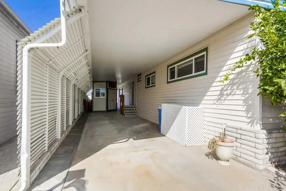 https://cdn.realtyfeed.com/cdn/127/306692376/fa743fcb8e3e6710facc4d24facee518.webp