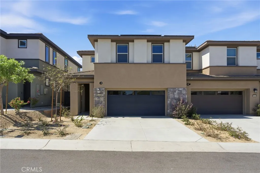 Palm Desert, CA 92211