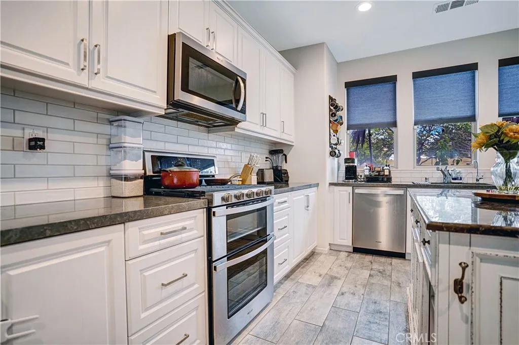 https://cdn.realtyfeed.com/cdn/127/306692387/0a69ef589b6daf668251ccafd224932f.webp