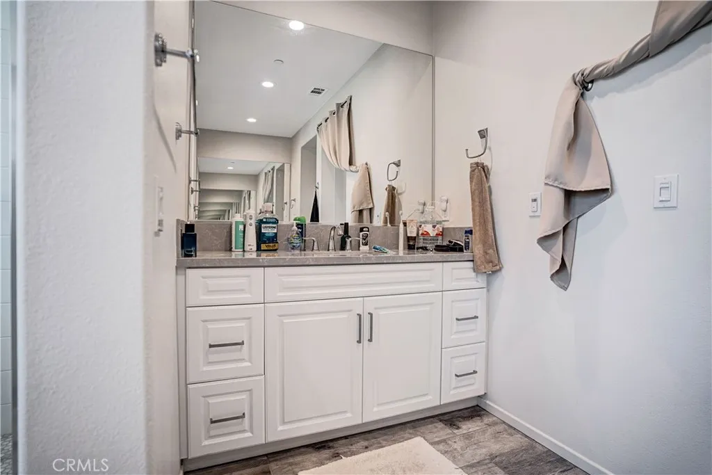 https://cdn.realtyfeed.com/cdn/127/306692387/150da0e3f39b91532a3c51023f7231fc.webp