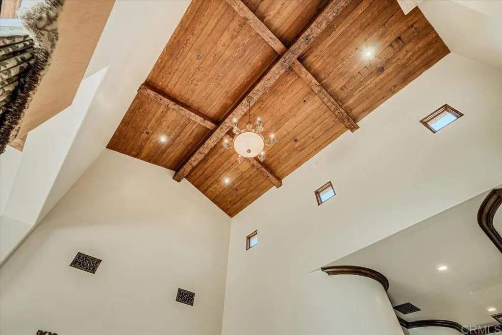 https://cdn.realtyfeed.com/cdn/127/306692443/0d4d419bc52c70c284caddf480cd91df.webp