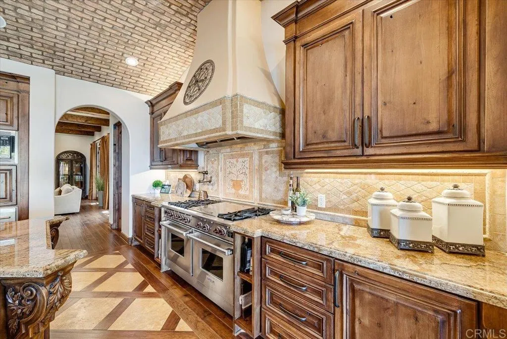 https://cdn.realtyfeed.com/cdn/127/306692443/167ce6876db457247da6a3d0bbe88125.webp