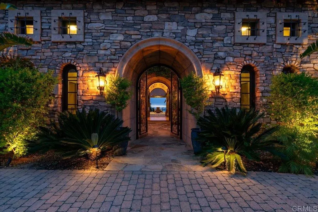 https://cdn.realtyfeed.com/cdn/127/306692443/7dae992c4e549072c5935d25f8162840.webp