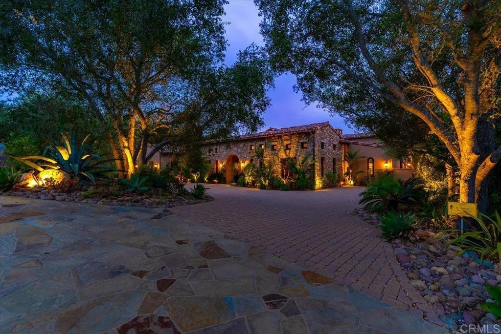 https://cdn.realtyfeed.com/cdn/127/306692443/83b14834c8228a8c241cb42e6e95505e.webp