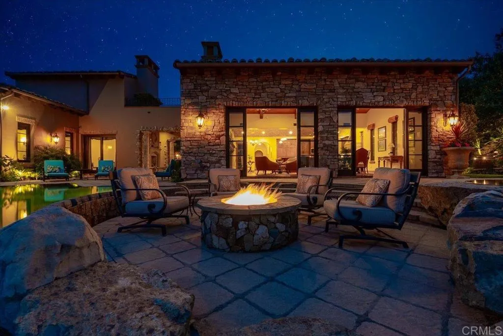 https://cdn.realtyfeed.com/cdn/127/306692443/9aed43665b23299606b43a72b5668dfa.webp