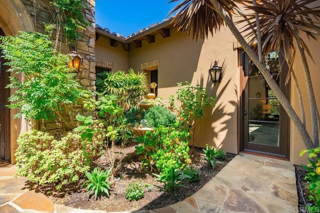 https://cdn.realtyfeed.com/cdn/127/306692443/daa2031bfe722304683edd5396bfafde.webp