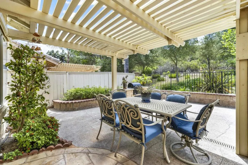 https://cdn.realtyfeed.com/cdn/127/306692445/042121e4ae0e84afe7873c3e1f0b9d3b.webp