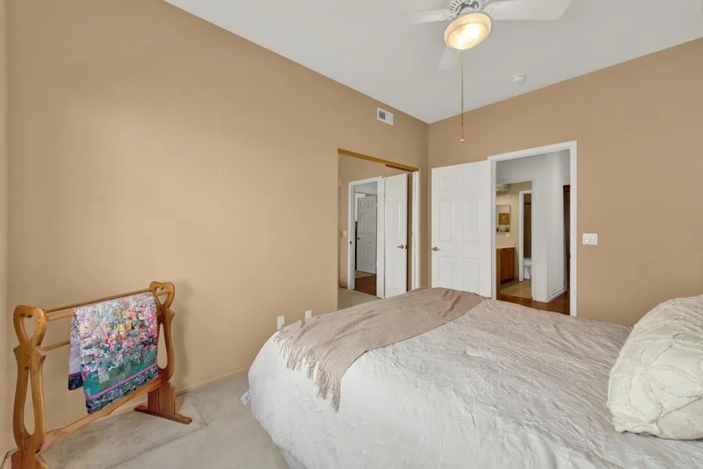 https://cdn.realtyfeed.com/cdn/127/306692445/3fcdea1c405a4e9e29b5c22d338aa8fd.webp