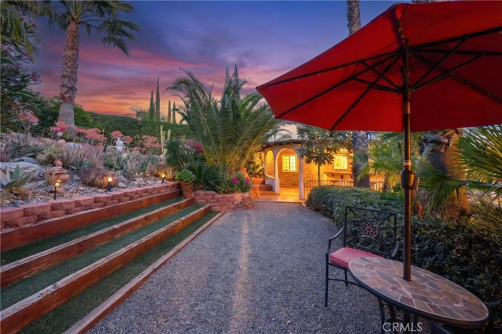 https://cdn.realtyfeed.com/cdn/127/306692449/3252dfa748411c57c108be8c638ac972.webp