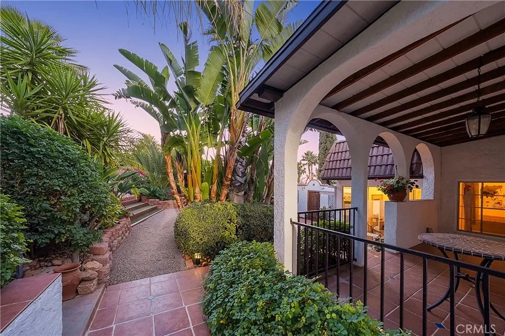 https://cdn.realtyfeed.com/cdn/127/306692449/4b33219ac988164ae5081b75f7e055a9.webp