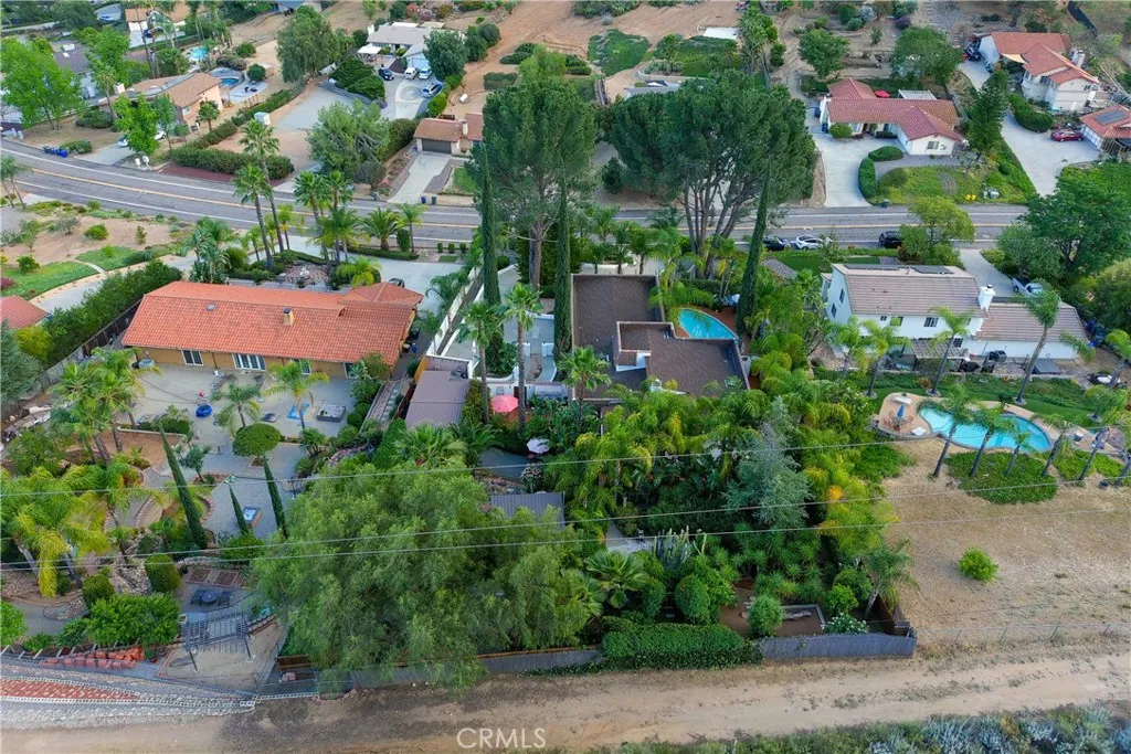 https://cdn.realtyfeed.com/cdn/127/306692449/4fe68e89d13f967424e0e8dc762827bb.webp