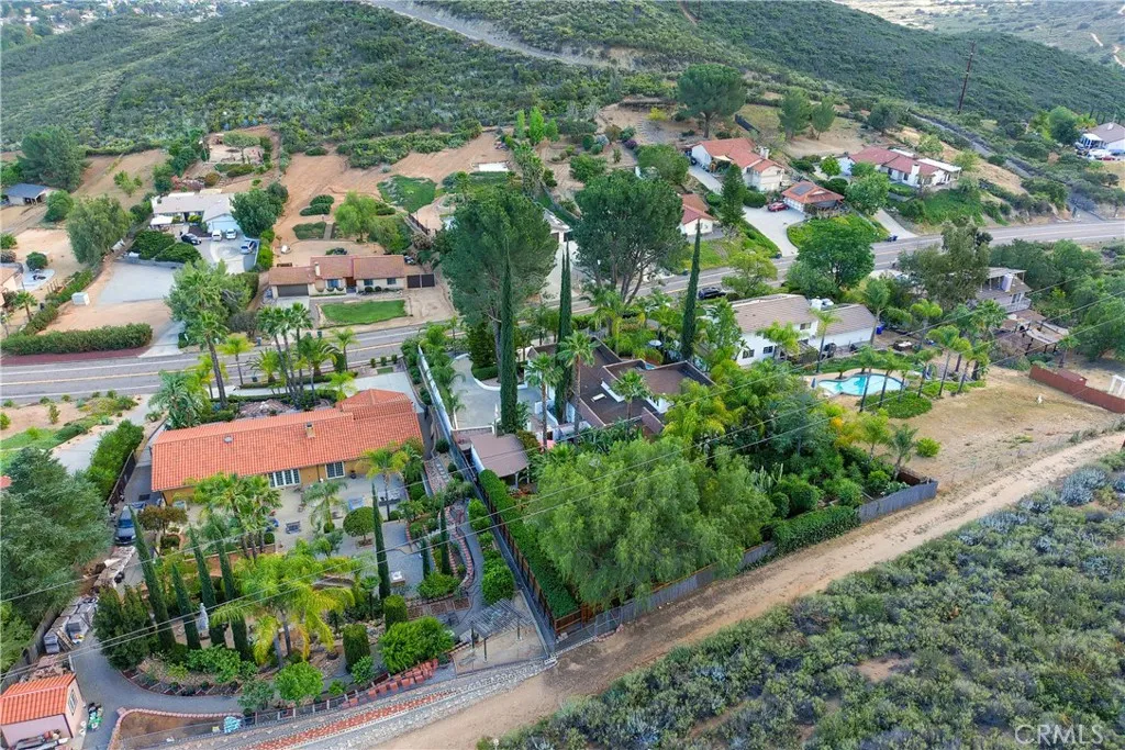 https://cdn.realtyfeed.com/cdn/127/306692449/6d77c3c0f4f4e1534833396082f6801a.webp