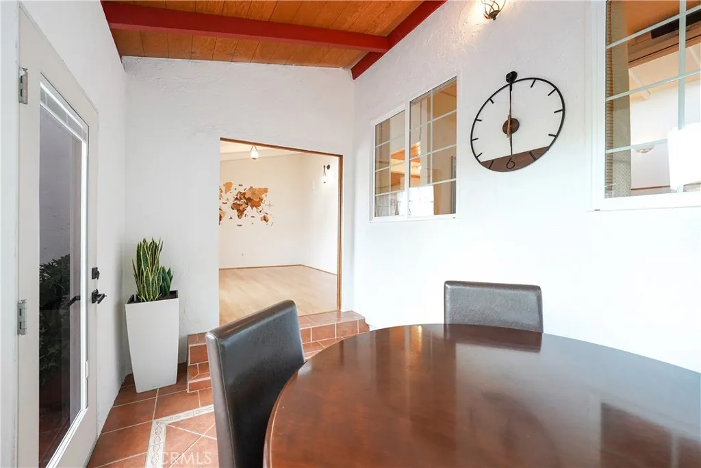 https://cdn.realtyfeed.com/cdn/127/306692449/8df141502a84a48e43c713f2246d1a4c.webp