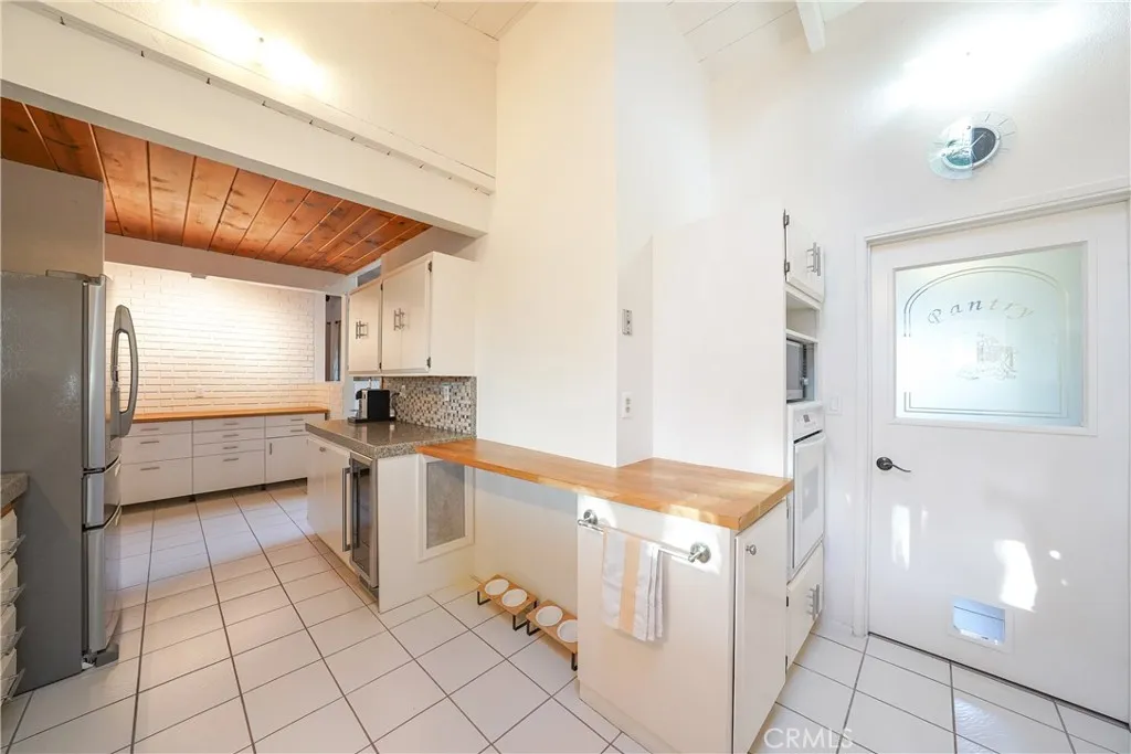 https://cdn.realtyfeed.com/cdn/127/306692449/f1dc8512e9a296d9b2afa27a7f40c9a5.webp