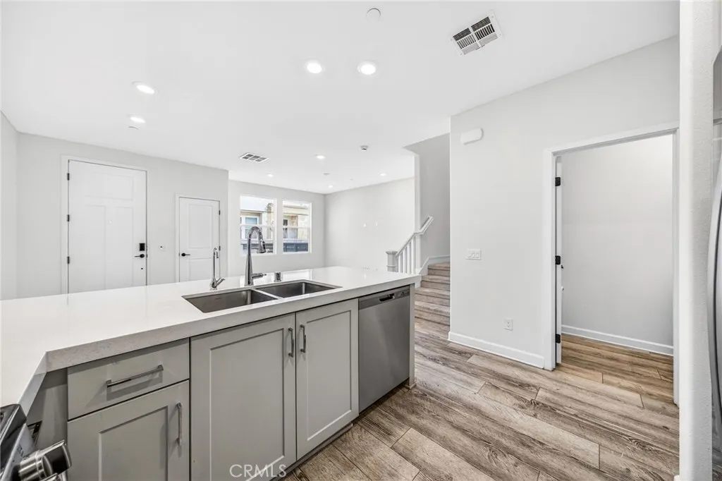 Photo #10: SW26080716 Listing: Photo #10