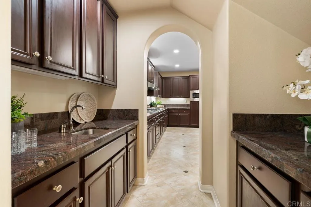 https://cdn.realtyfeed.com/cdn/127/306692486/af95e58592adf5ed78760f68a60d7655.webp