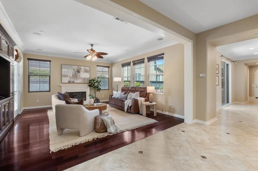 https://cdn.realtyfeed.com/cdn/127/306692486/c5ee14b948e176b13987d23cc86489d0.webp