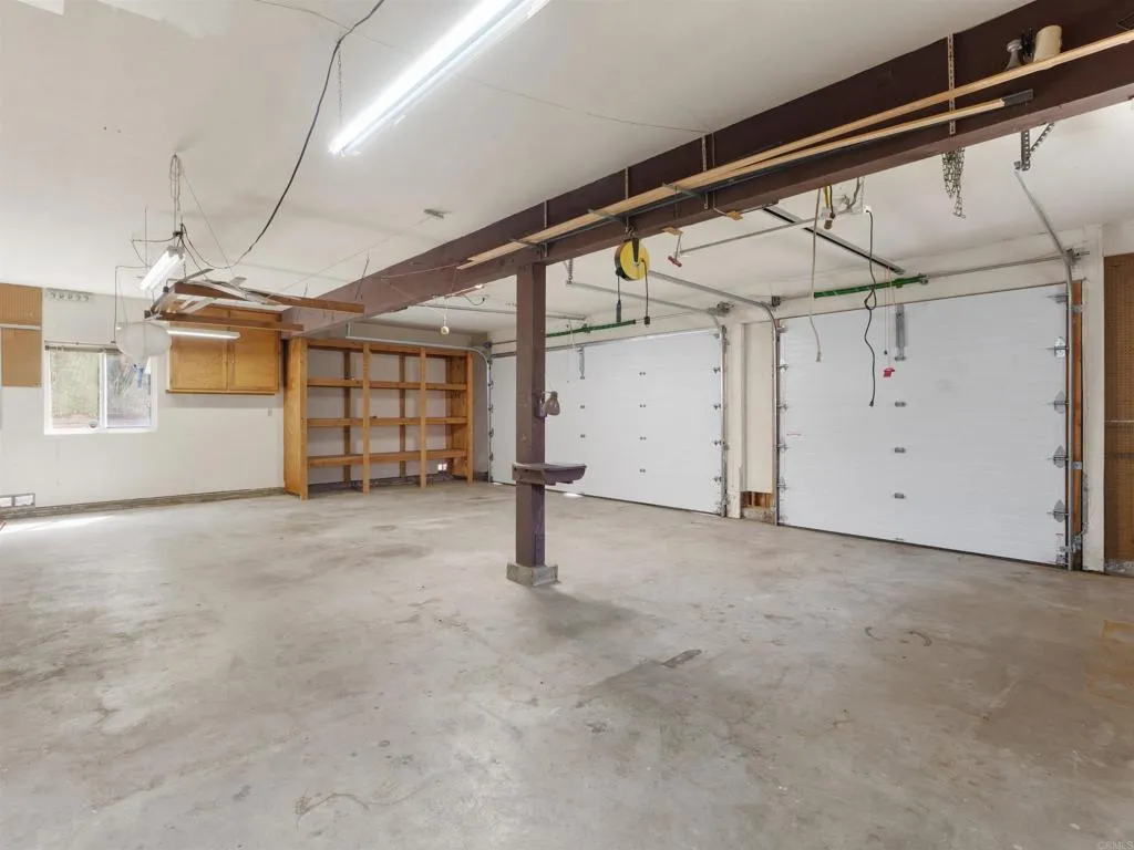 https://cdn.realtyfeed.com/cdn/127/306692501/b6d8080232f350b3e118c6783dc4941e.webp