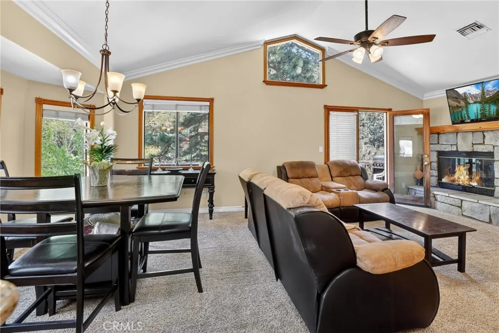 315 Fairway Drive, Lake Arrowhead, CA 92352 - Photo 5 of 32, Lake Arrowhead, CA
