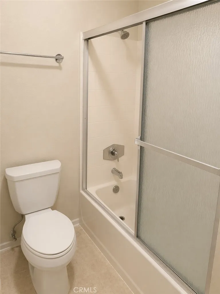 Photo #8: SW26066344 Listing: Photo #8