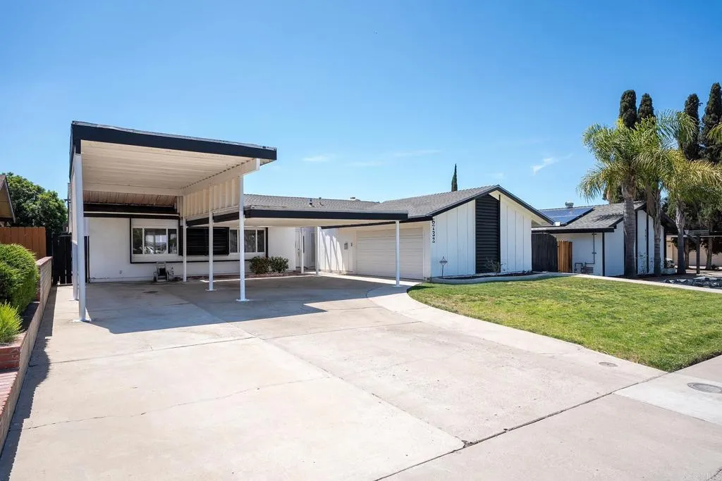 https://cdn.realtyfeed.com/cdn/127/306692544/26e9e9bc17b2d3aad278c0ffc9b519ba.webp