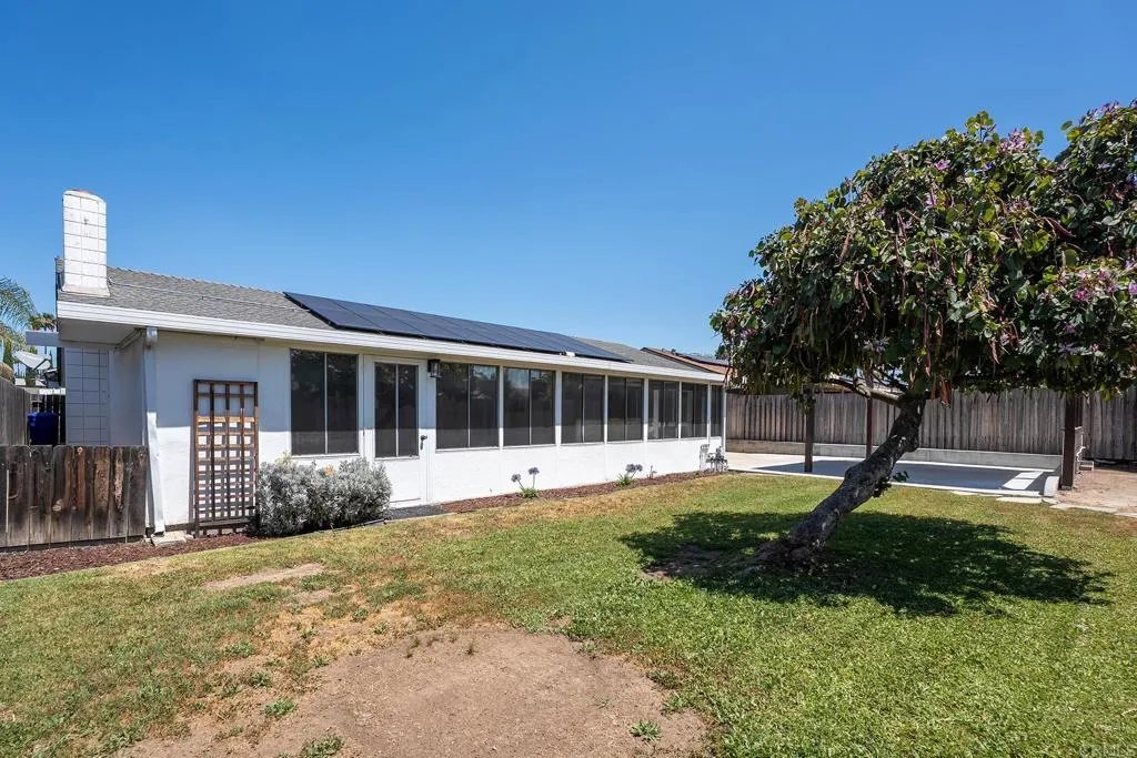 https://cdn.realtyfeed.com/cdn/127/306692544/7c344f42b7f34d074053e8641a7f55a9.webp